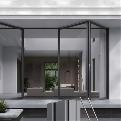 Meccanismo di chiusura sicuro Porte in vetro pieghevole in alluminio in argento/bianco/nero/adattate per gli istituti educativi