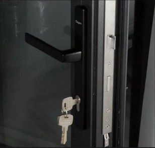 Porte in vetro bifold in alluminio personalizzabili Facile installazione per un funzionamento regolare