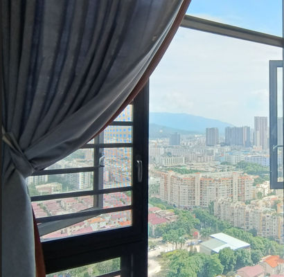 Moderna finestra d'alluminio a dondolo vetro isolato finestra a dondolo aperta