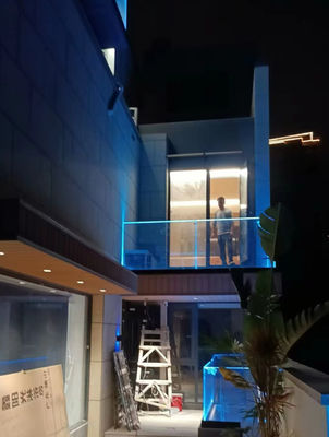 Facile installazione Righe in vetro in alluminio con illuminazione LED