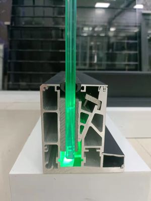 12 mm Scala senza telaio di vetro balcone ringhiera canale U con luce a LED