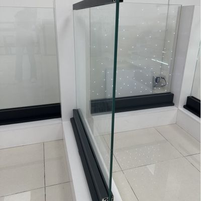 Pareti di vetro Morden 8+8mm vetro laminato temperato in alluminio
