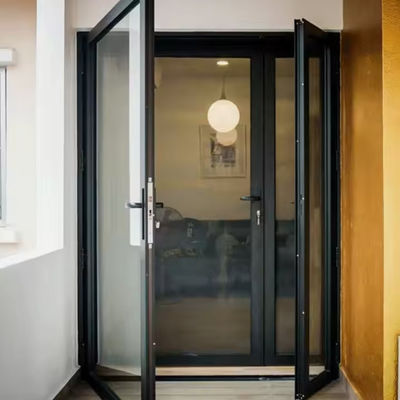 Porta oscillante in alluminio rivestita in polvere Chiusura manuale/automatica per apparecchiature da costruzione