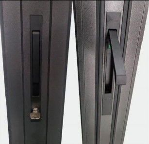 Porta pieghevole in alluminio resistente alle intemperie con blocco multipunto