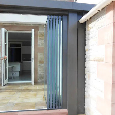 Porte in vetro temperato trasparente in alluminio scorrevole a doppia piega per balcone divisorio