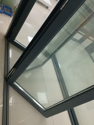 Porte di patio bifold in vetro temperato in alluminio con profilo di rottura termica