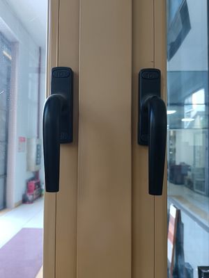 Profili di alluminio Casement Swing Window vetro stratificato per abitazioni