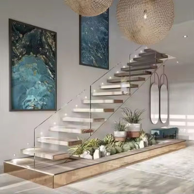 Parete montata Trave nascosta Red Oak Treppe di legno Villa Open Riser Treppe galleggianti con luci